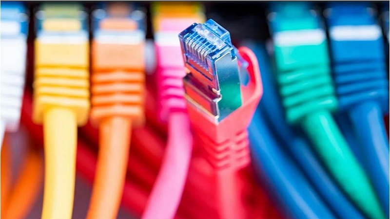 کابل اترنت چیست و چگونه اینترنت شما را سریعتر می کند؟
